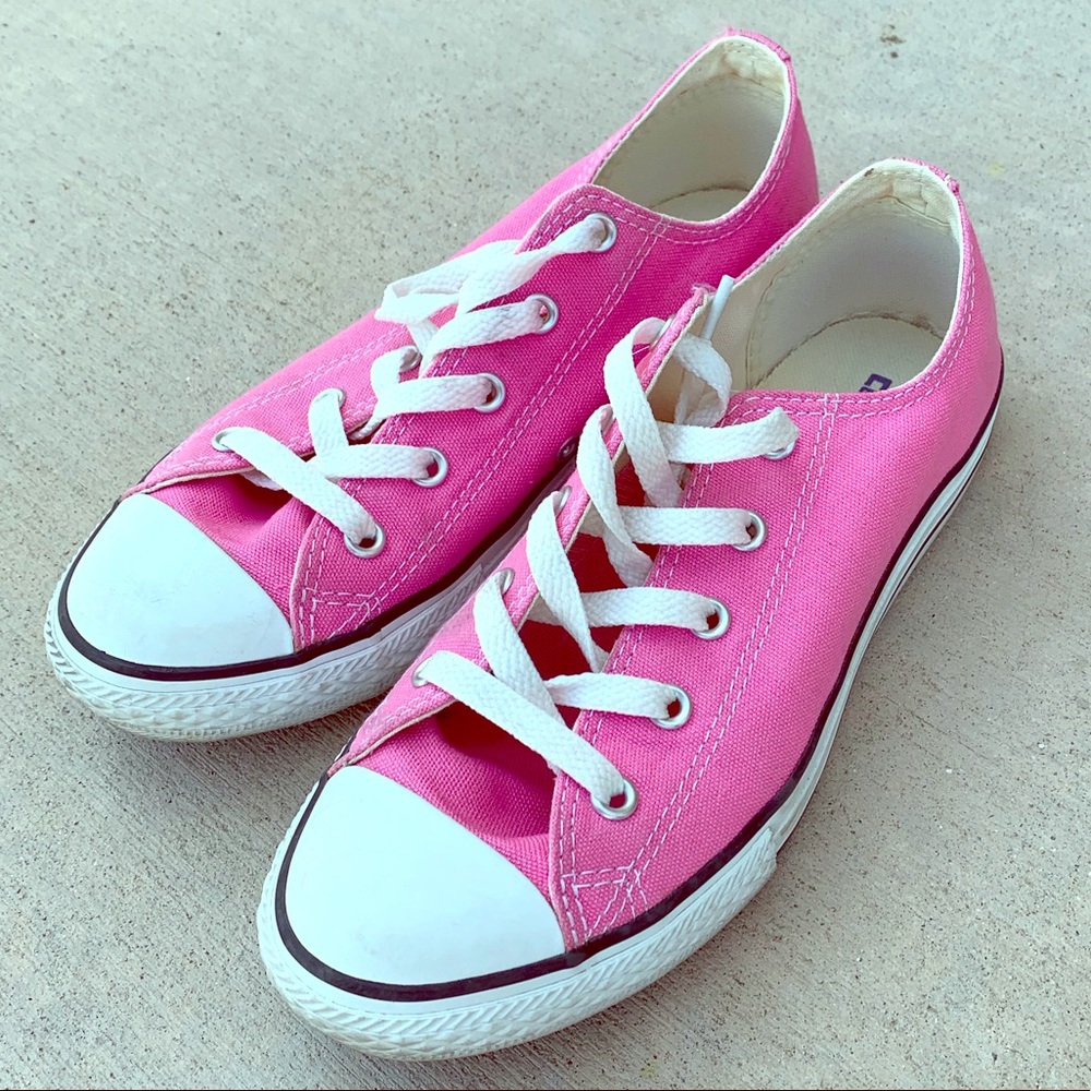 Pink converse